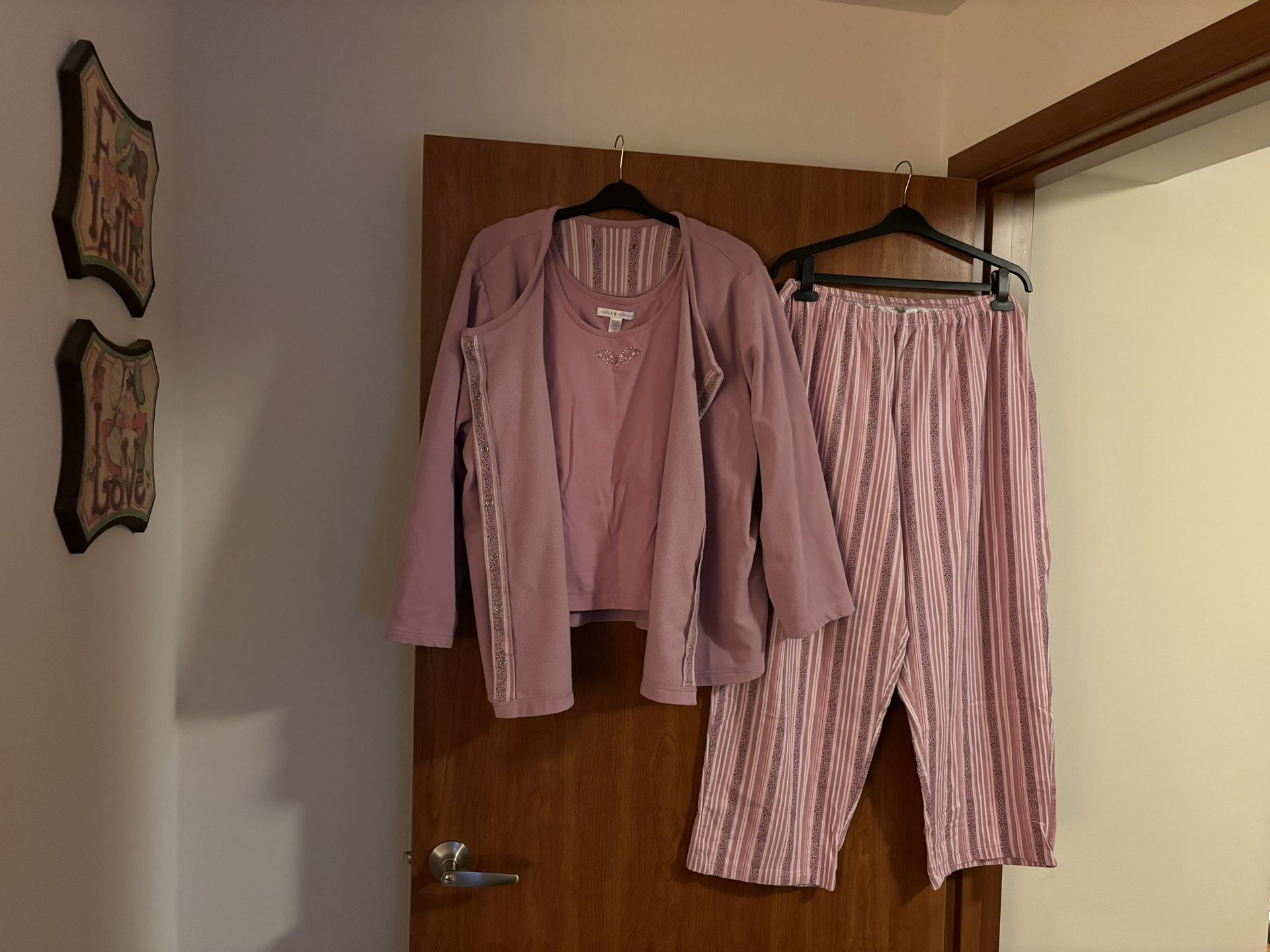 Three Piece Set;Carole Hochman ; Pajama Set (Tank Top, Bed Jacket & Pajama Bottoms) 