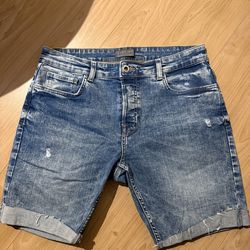 Men’s Zara Denim shirts size 34