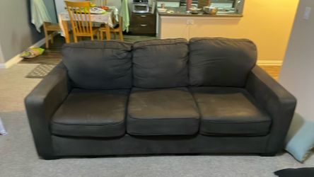 Free couch 2 of them same size