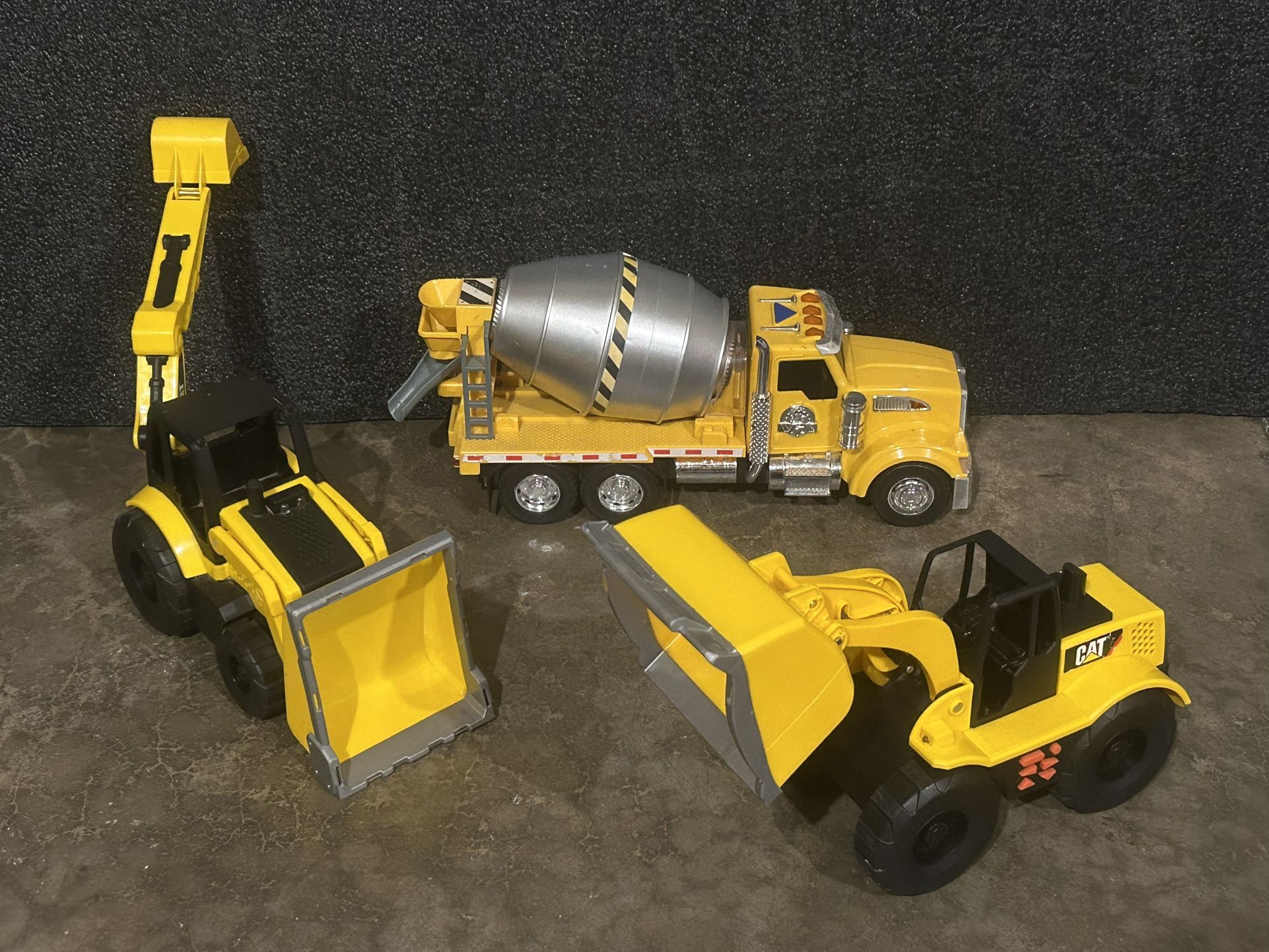 CAT Construction Tractors And Cement Mixer Toys