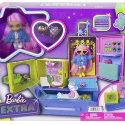 Barbie Extra Minis Pet Dollhouse, Travel Party Playset with Doll, Puppies & Accessories