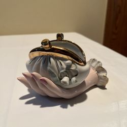 VINTAGE 1950’s NAPCO PORCELAIN HAND HOLDING COIN PURSE W/LILY OF THE VALLEY FLOWERS