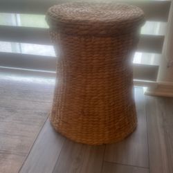 Rattan Laundry hamper 