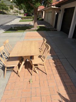 Table and 4 chairs free