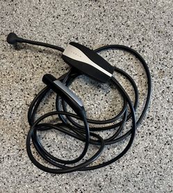 Tesla Mobile Connector