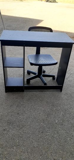 Escritorio Chico Silla Incluida