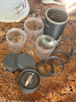 NutriBullet 600 Blender — Base + 3 Cups, Blades & Lids
