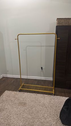 Rolling Clothing Rack✨