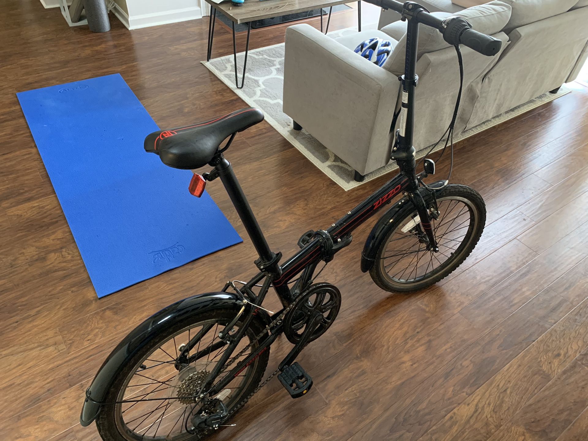 EuroMini ZiZZO Via 27lb Folding Bike, Shimano 7-Speed