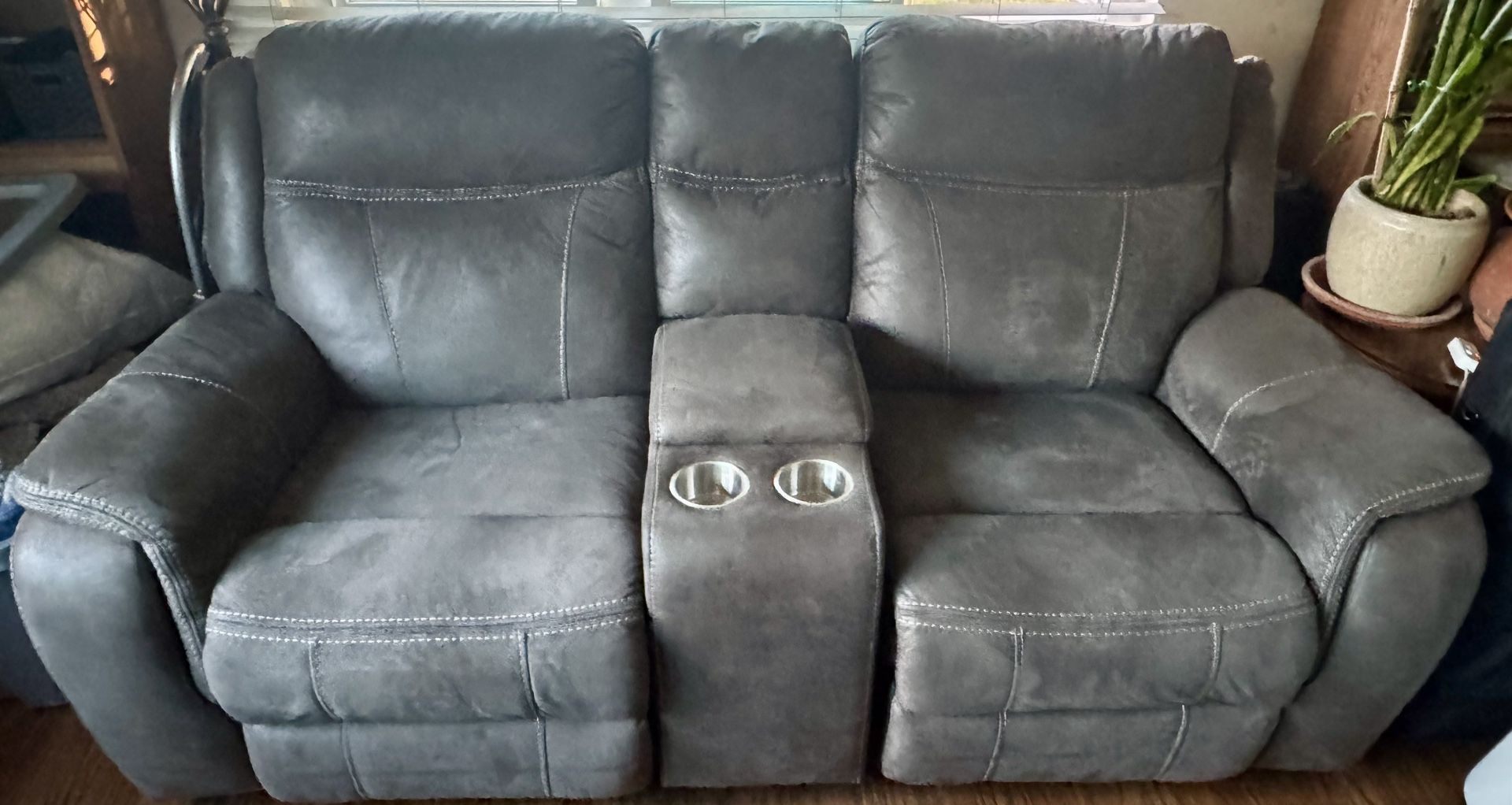 Power Reclining Loveseats