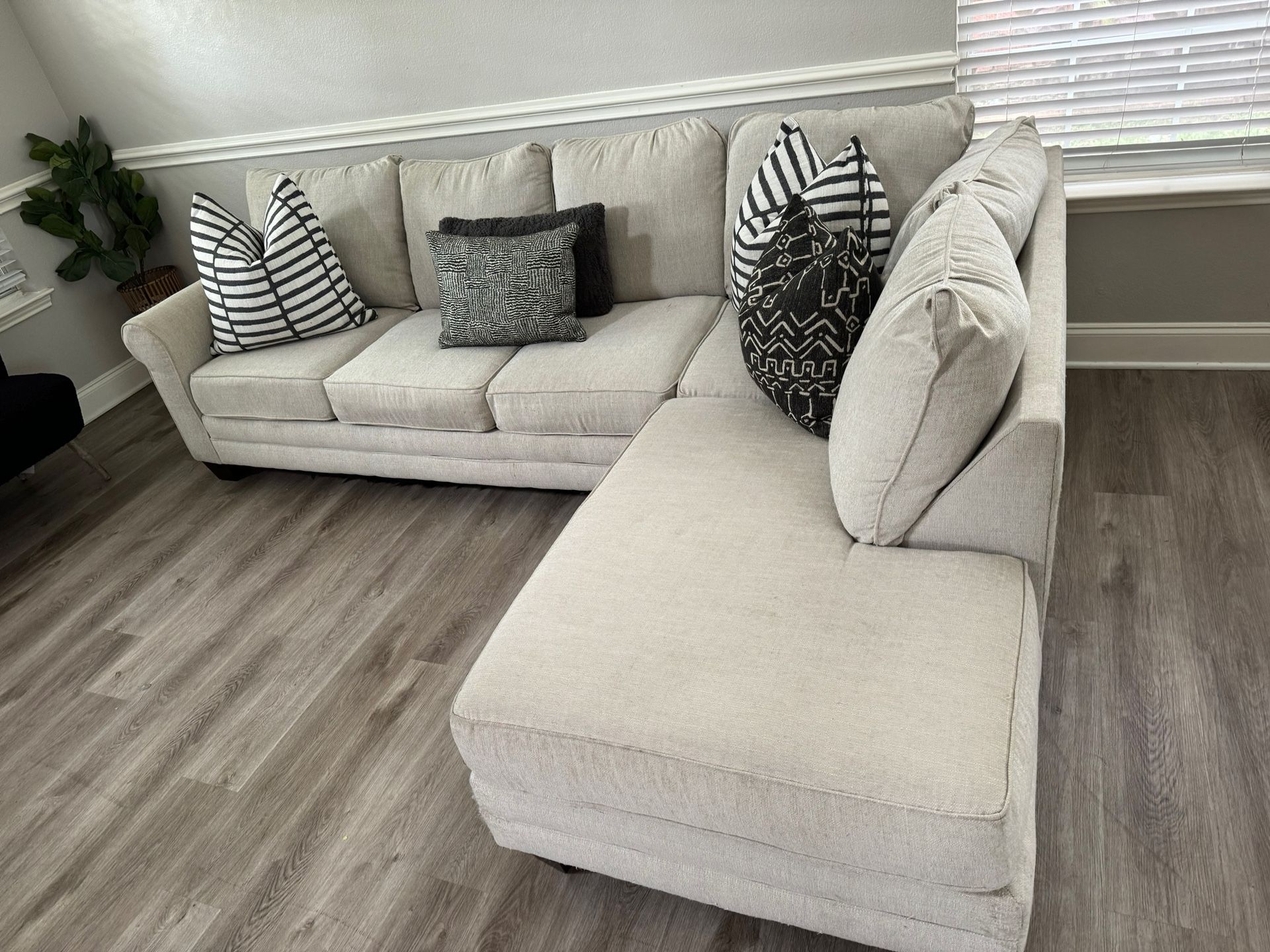 Off White Sectional Sofa 
