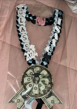 Graduation Leis 🧑🎓👩🎓🎓👨🎓