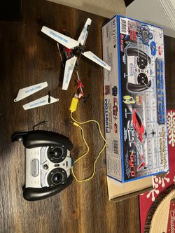 World Tech Toys Phantom 3.5CH Gyro Metal IR Helicopter (parts)