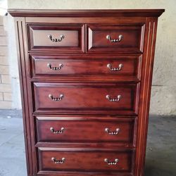 SIX DRAWERS WOODEN DRESSER NEW CLASSIC HOME FURNISHING BRAND 