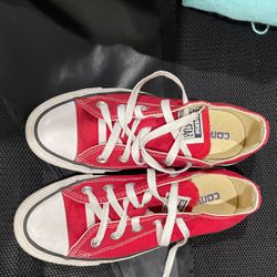 Women Red All Star Converse Tennis- 5.5.  Almost New!!
