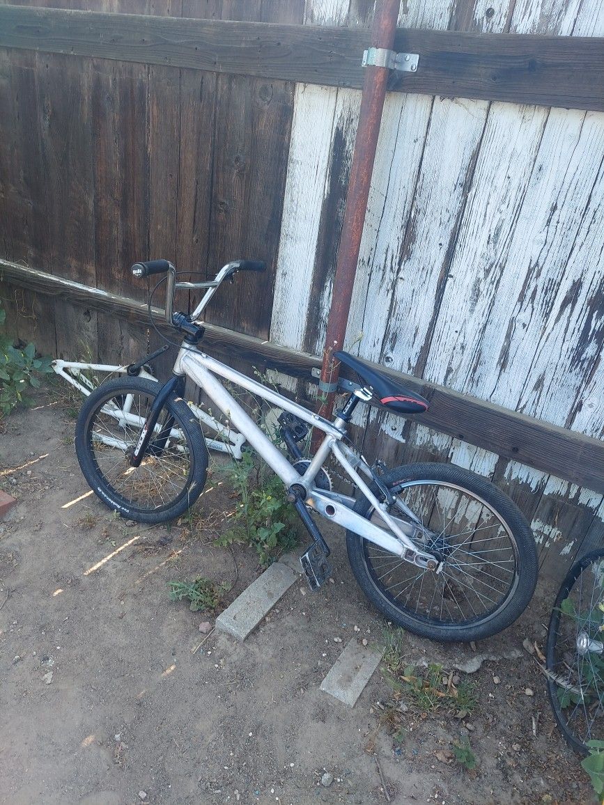 2001 Gt Box Power Series BMX Race Bike OBO