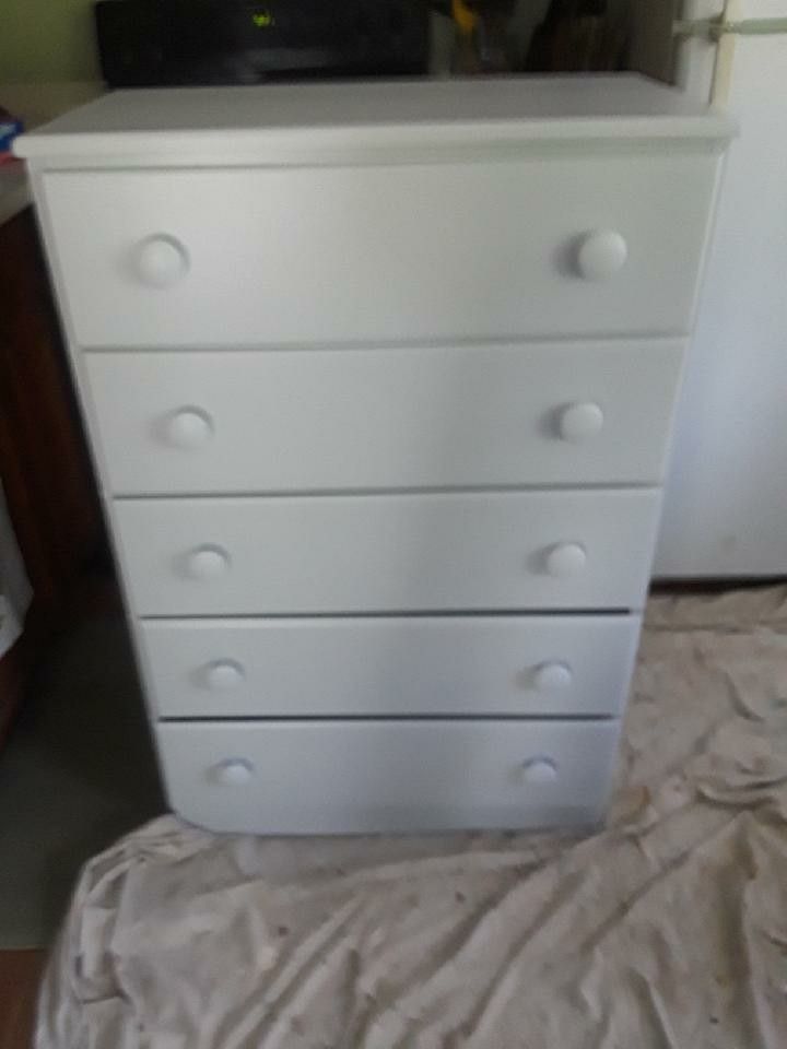 5 Drawer Pine Dresser