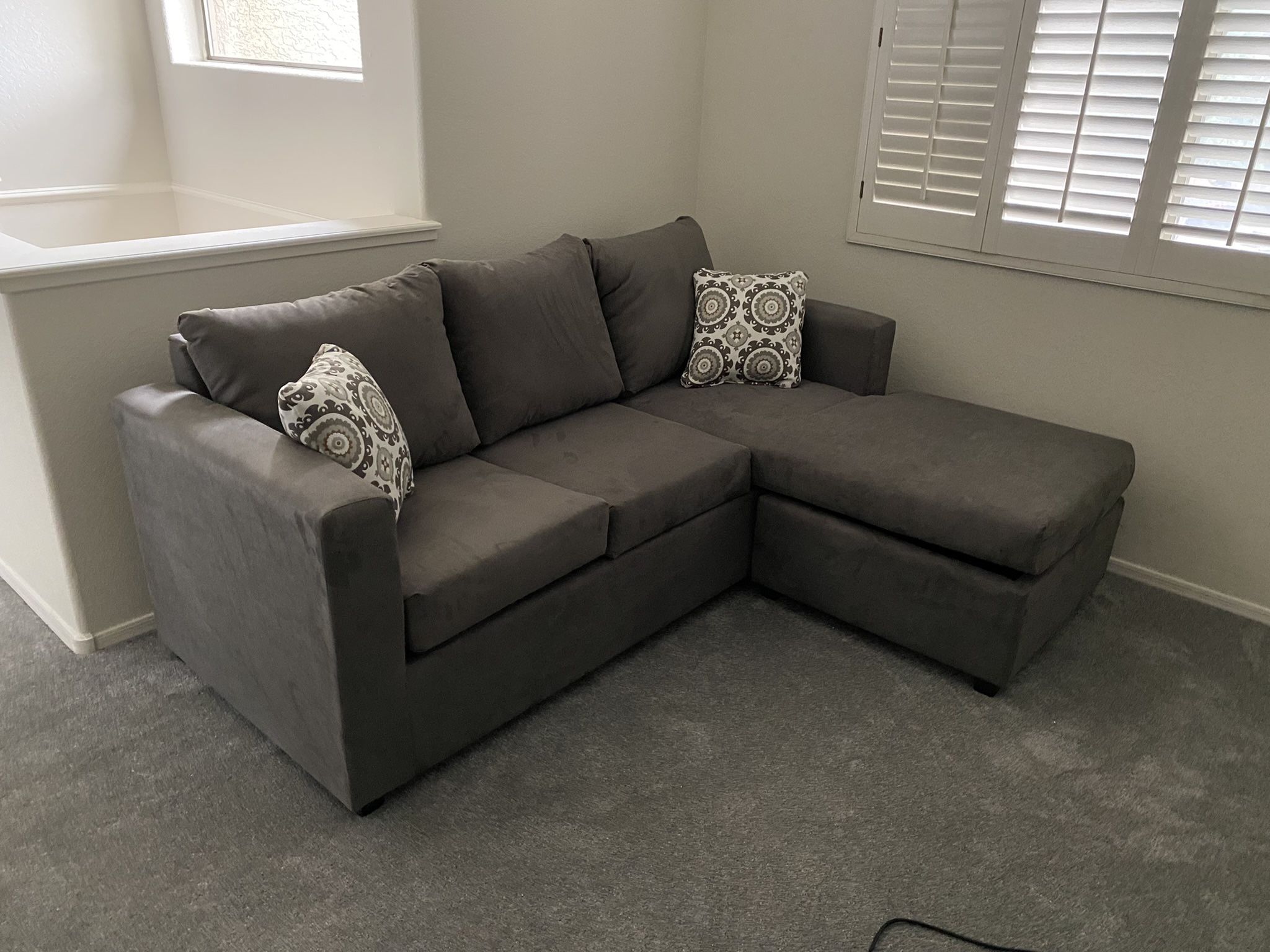 Grey Small Reversible Chase Sectional !!brand New In Stock!!