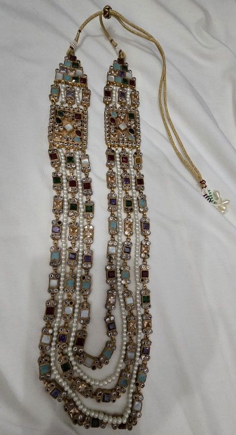 Indian/Pakistani Heavy Set
