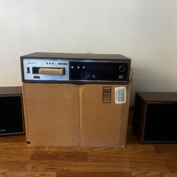 8 Track Player, AM FM Radio, Vintage,  Nostalgic