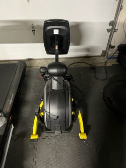 Pro form Rowing machine