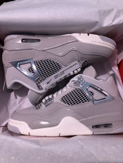 Jordan 4 Frozen Moments