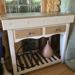 Kitchen island