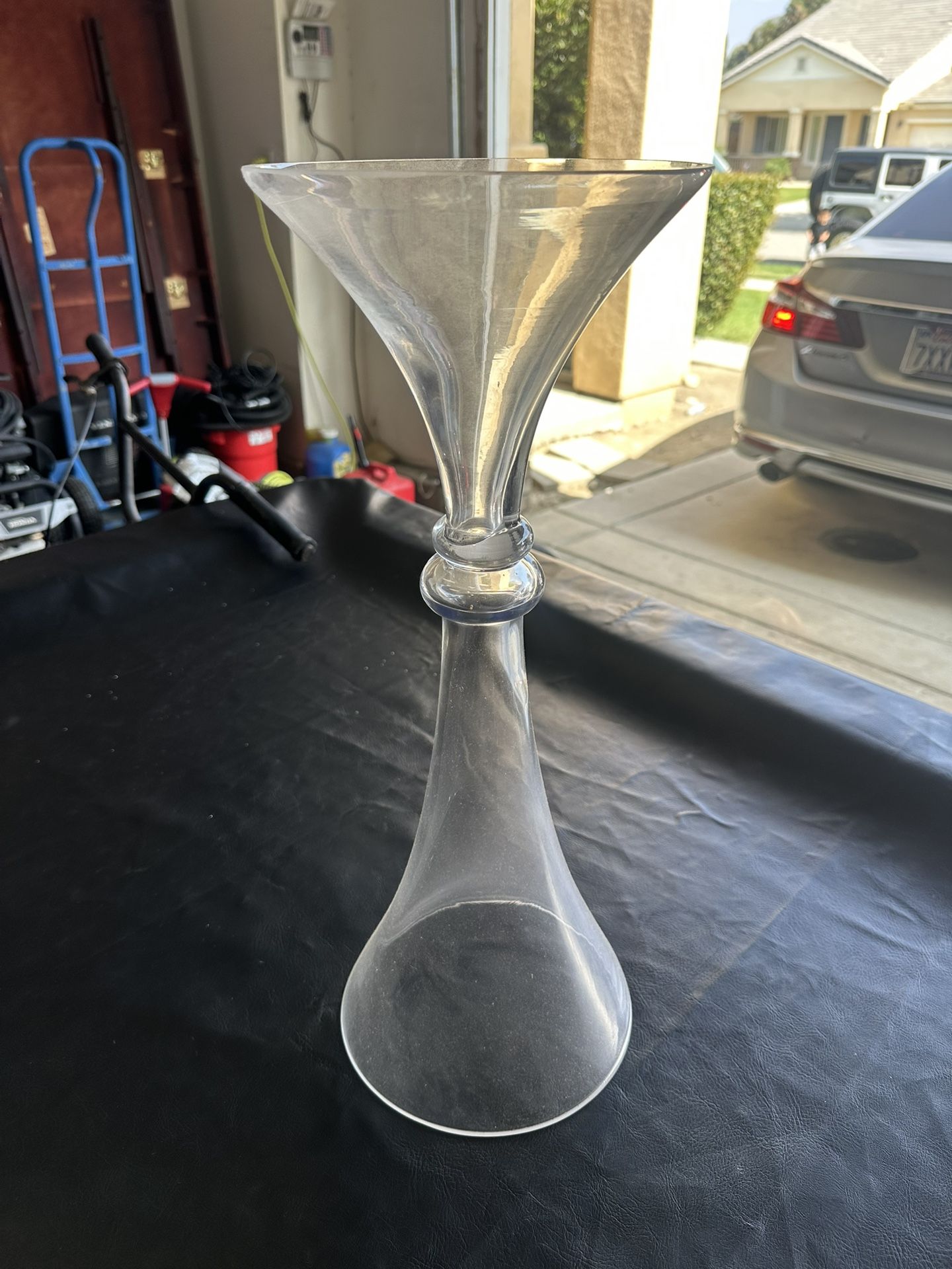 (14) 20 IN. Glass Center Piece