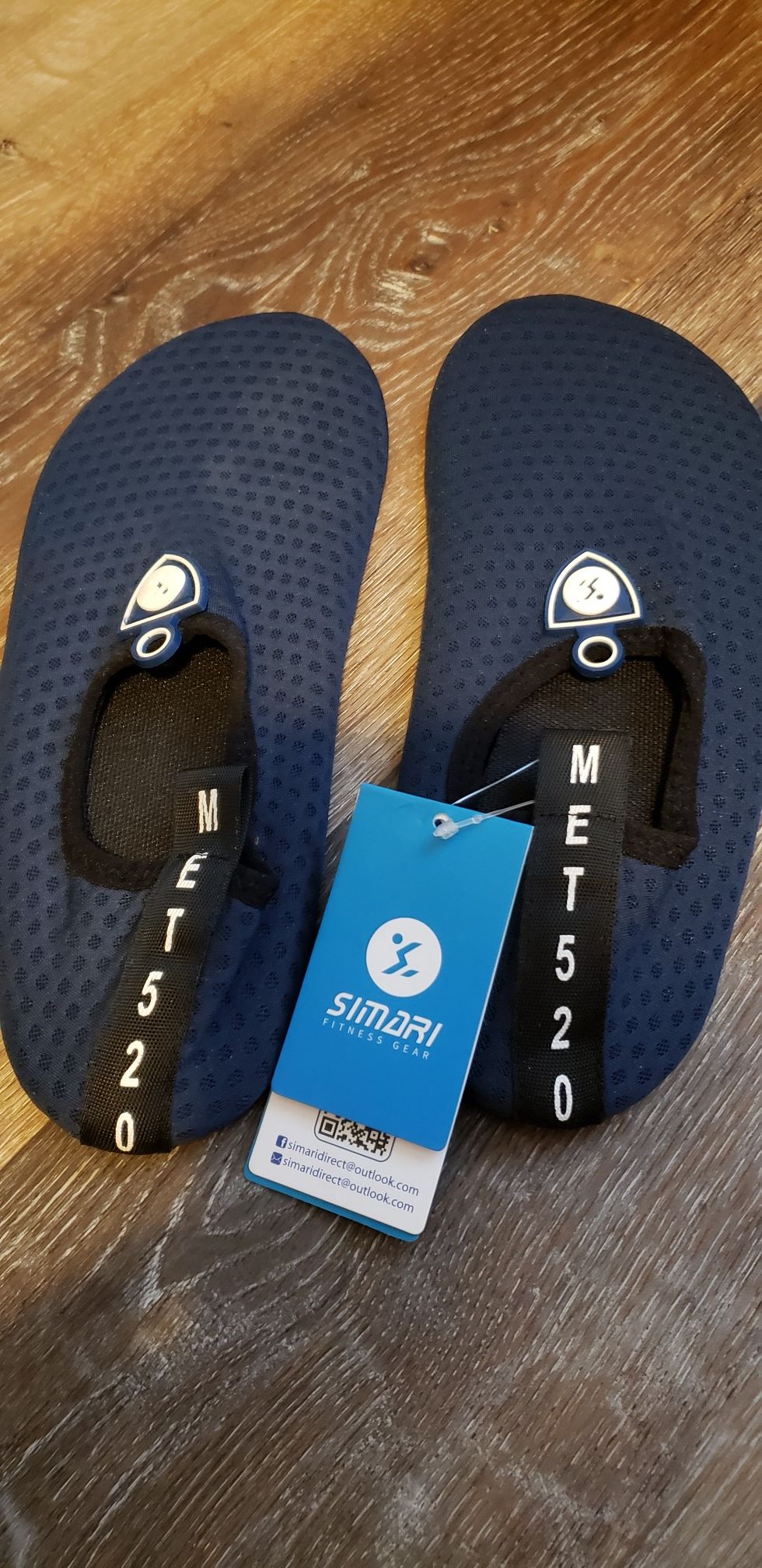 Adult water shoes