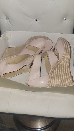 One Pair Of Michael Kors Women's High Heels Soft Pink With Zipper Zize 8.5