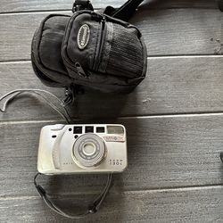 Minolta zoom 130c 35mm camera