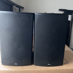 Speakers Boston Acoustics 