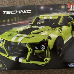 LEGO FORD MUSTANG GT500. NEW. UNOPENED