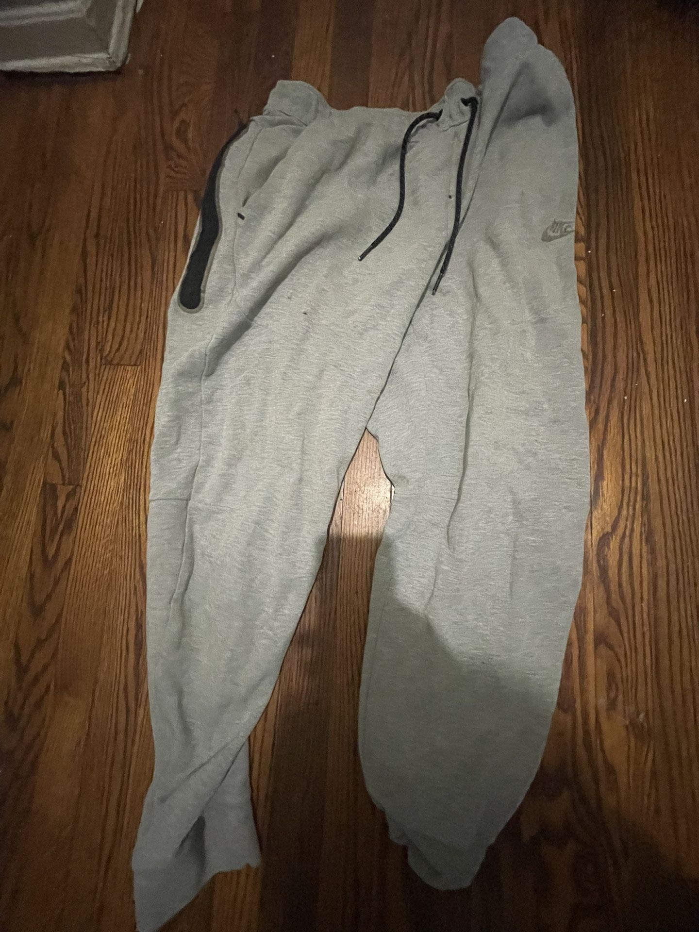 Nike Tech Fleece Grey Pants Size Medium