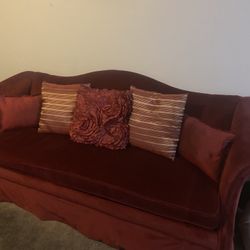 Red Velvet Couch With 5 Pillows