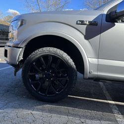 NEW 22” RIMS Ford F150 F-150 Wheels Expedition 22x9.5 6x135 Gloss Black 285/45R22 Tires 2024 F 150 Chrome