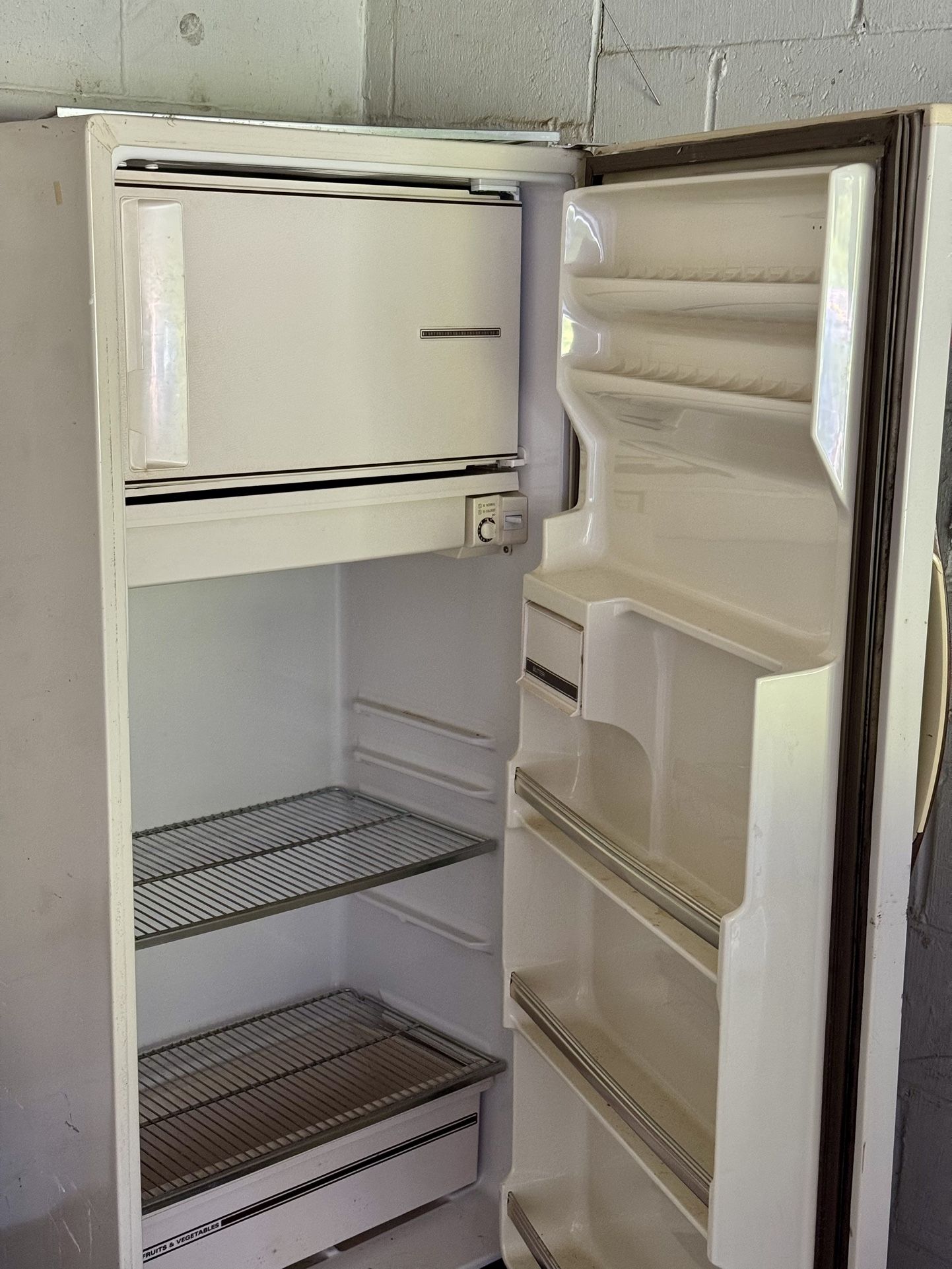 Free Working Whirlpool Fridge