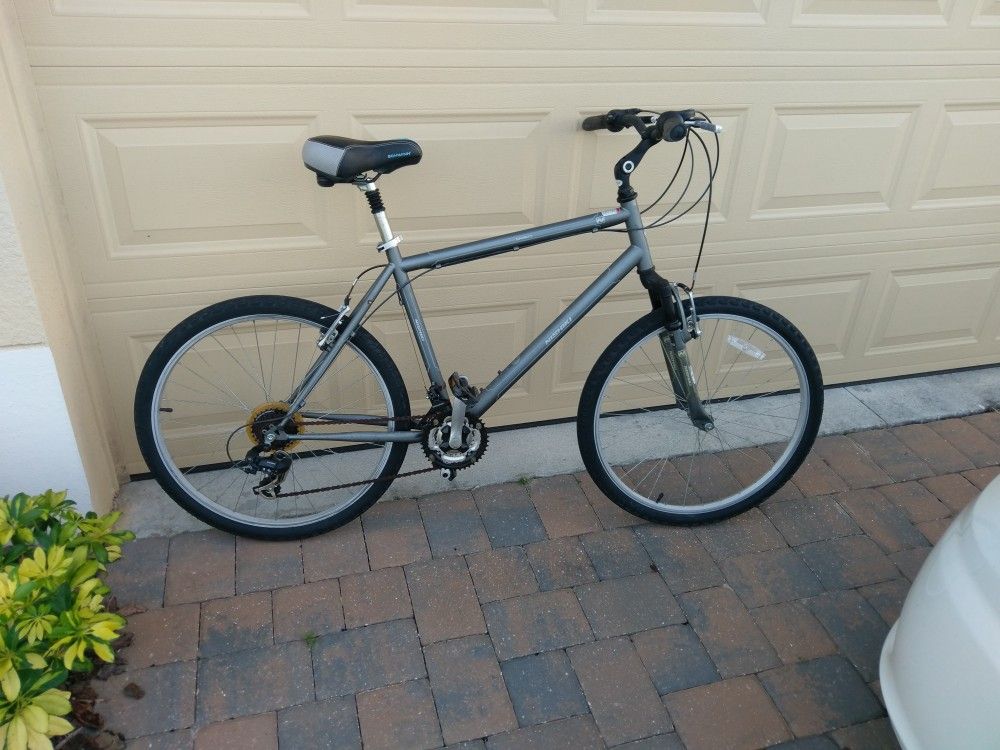 nishiki tamarack comfort bike