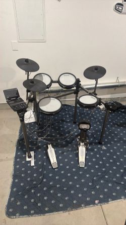 Simmons titan 50 electric drum kit