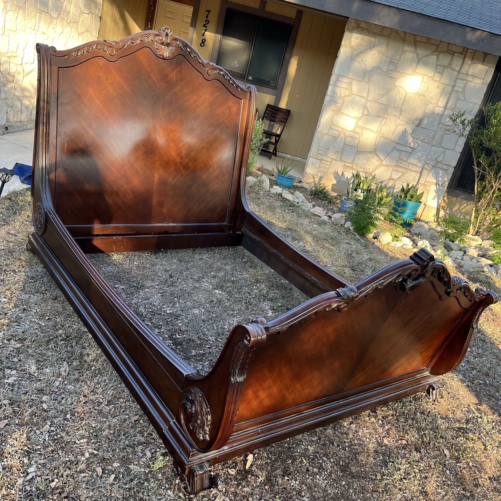 Queen Size Wood Bed frame