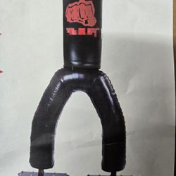 U-shaped double chassis boxing target