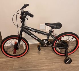 Kent 18” Kids Bike with Training Wheels – Great Condition