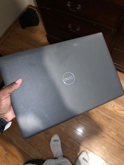 Dell Inspiron 15.6” Touch Screen Intel Core i3 128GB Solid State