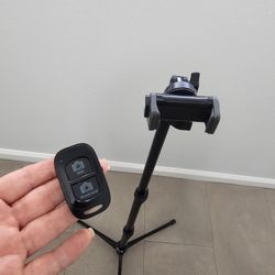 $5 tripod / sefie stick CHEAP
