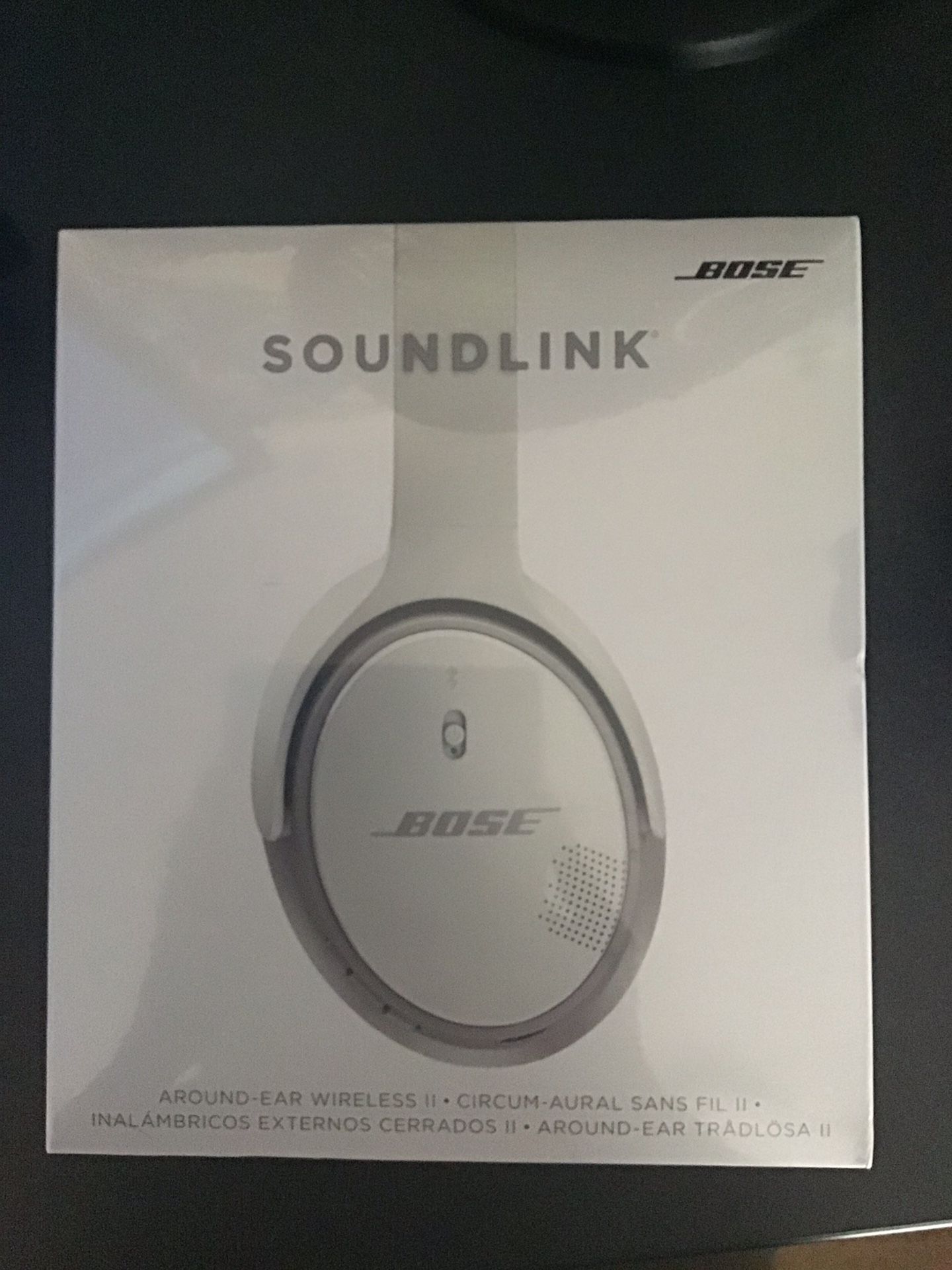 Bose Soundlink Around Ear Wireless II Headphones