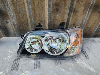 2001-2003 Toyota Highlander Headlight Driver Left Side