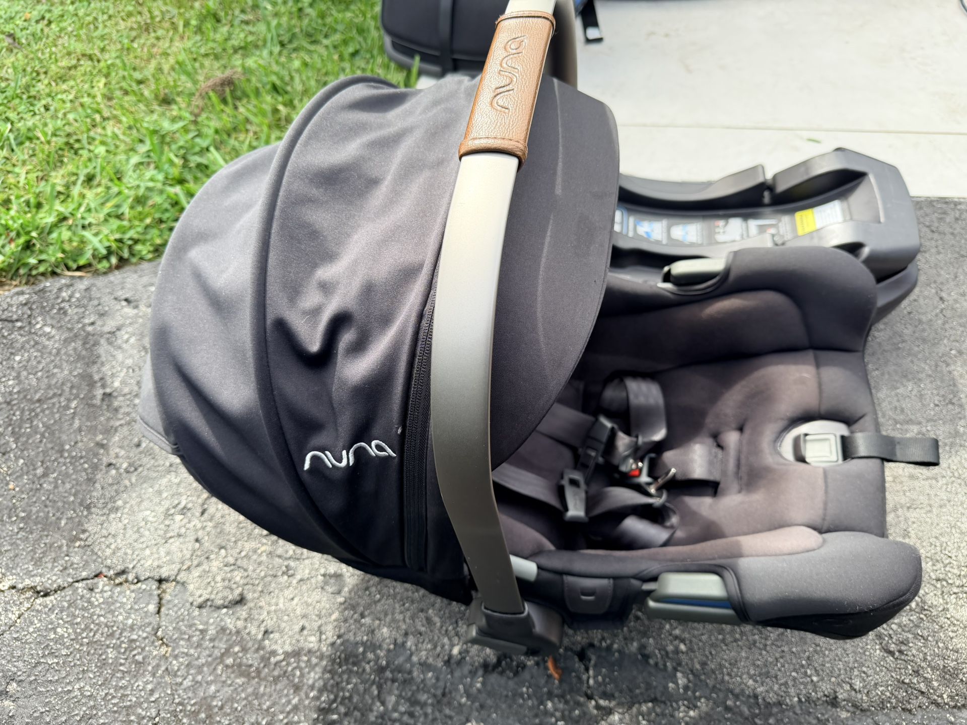 Nuna Pipa rx Car seat