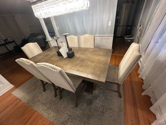 Dining room set
