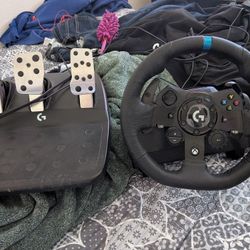 Logitech G923 Steering Wheel And Pedals 
