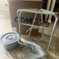 Commode Chair
